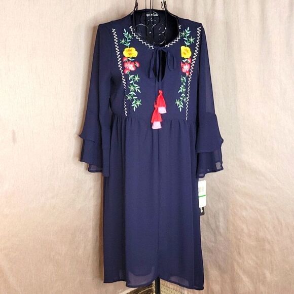 SEQUIN HEARTS Floral and‎ Embroidered and Ruffled Boho Peasant Dress Large - Picture 1 of 9